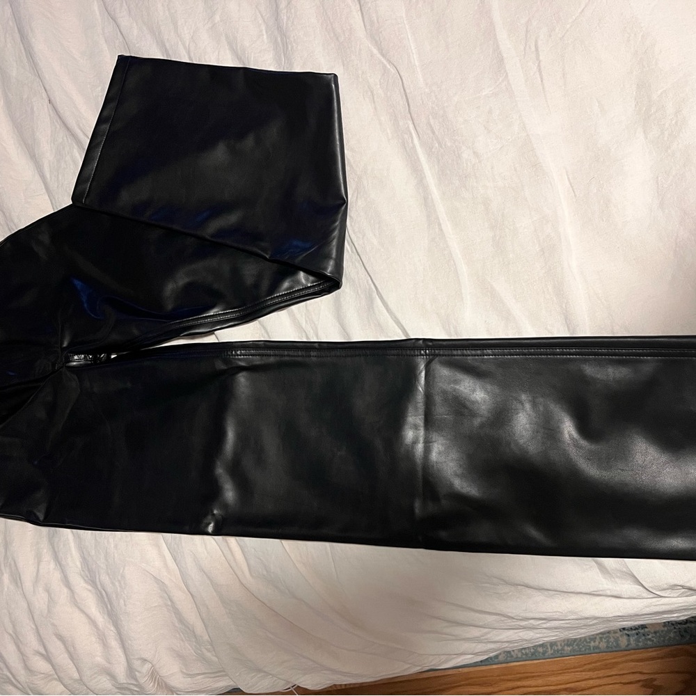 Abercrombie & Fitch Shiny Black Pants